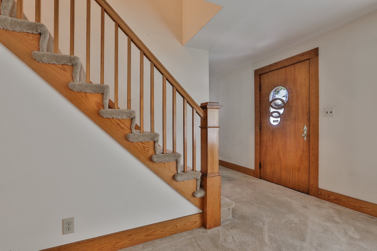 37 East Dunstable Road Nashua, NH 03060 - Photo 17 of 30