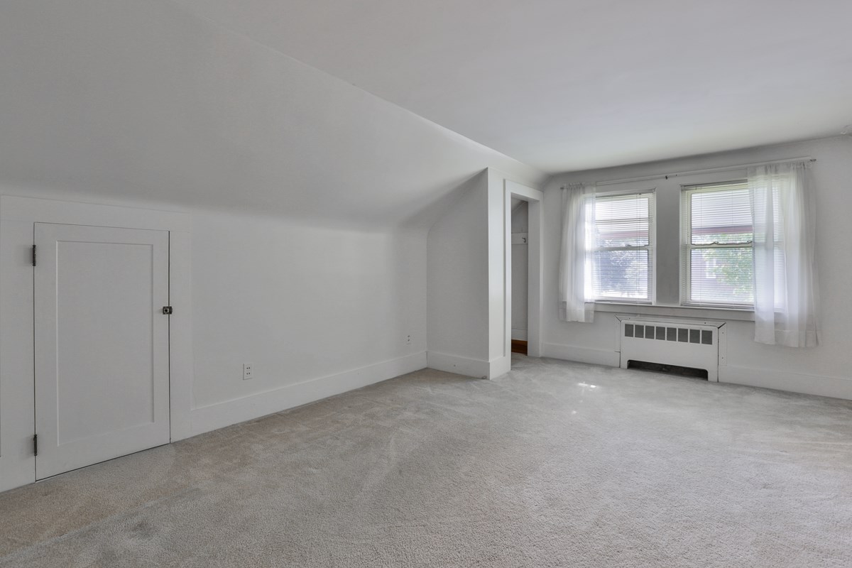 37 East Dunstable Road Nashua, NH 03060 - Photo 25 of 30