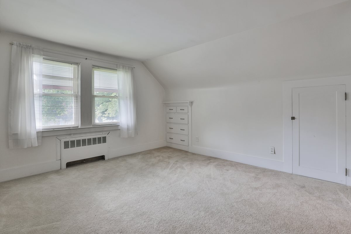 37 East Dunstable Road Nashua, NH 03060 - Photo 26 of 30