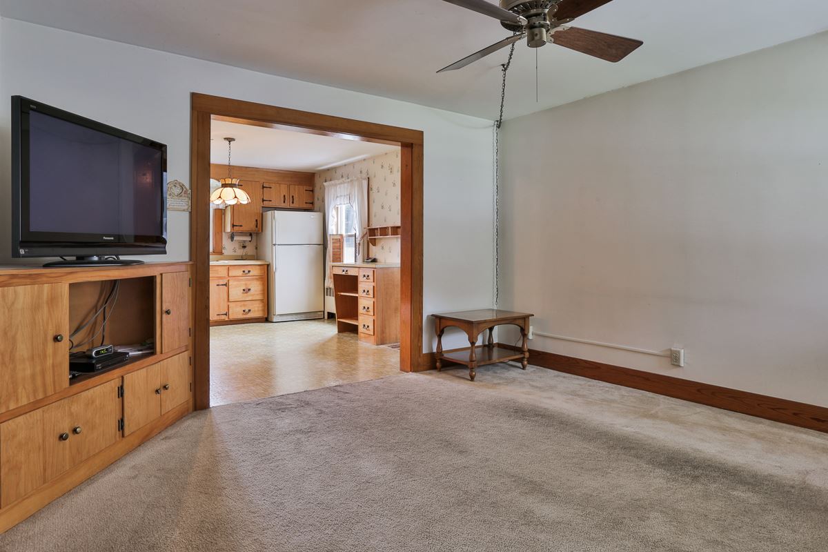 37 East Dunstable Road Nashua, NH 03060 - Photo 10 of 30