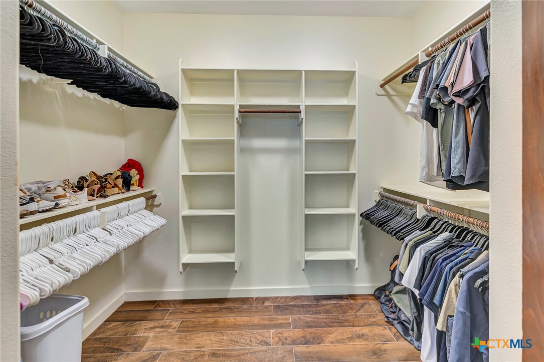 121 Spring Ridge Drive Victoria, TX 77904 - Photo 42 of 48 Primary Walk-In Closet