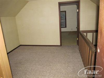 1758 North Elba Road Lapeer, MI 48446 - Photo 13 of 15 20166078-12.JPG