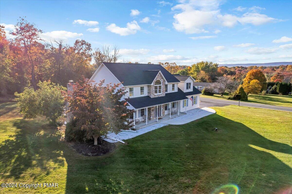 439 5 Points Richmond Road Bangor, PA 18013 - Photo 4 of 50 a view of a house with a big yard