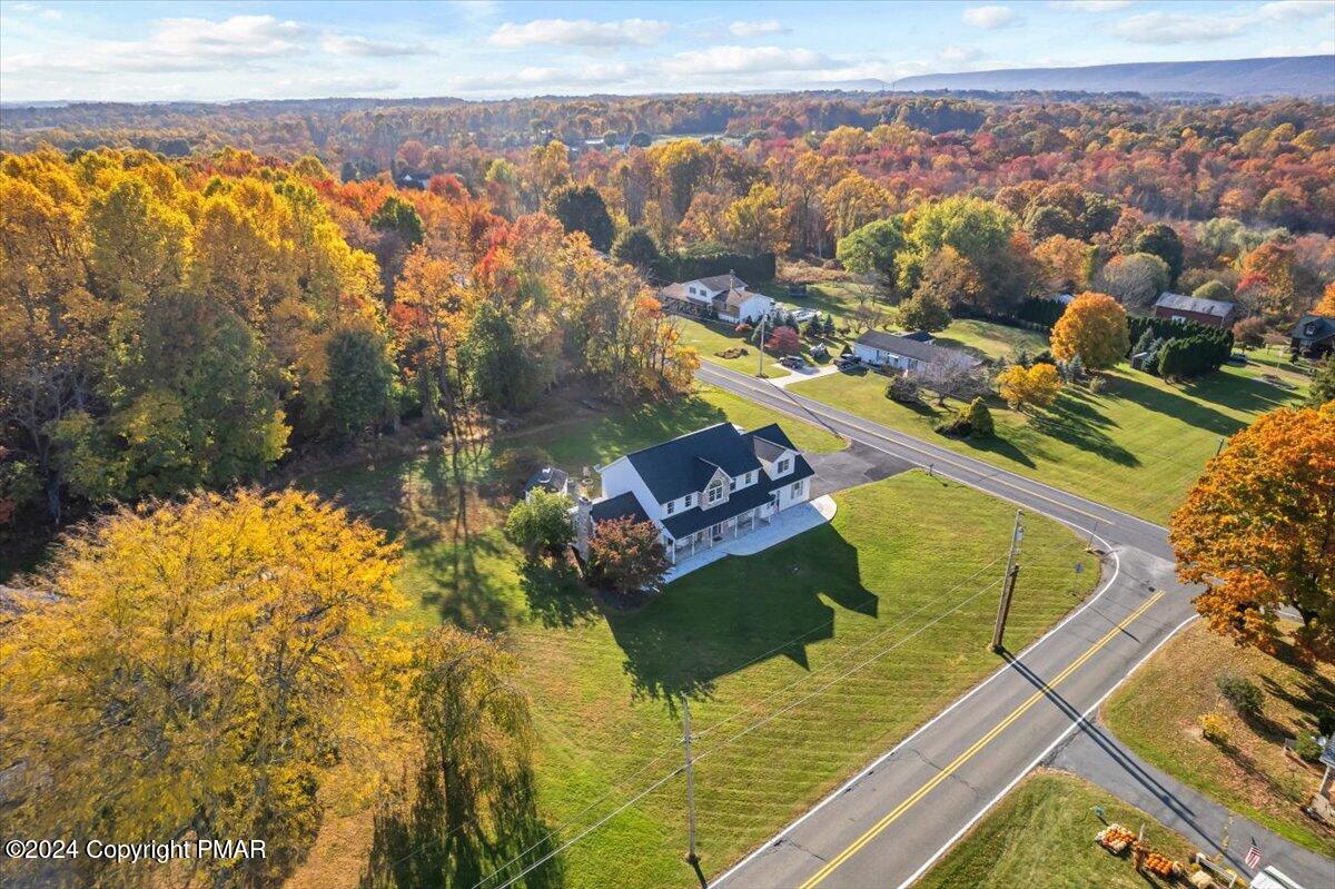 439 5 Points Richmond Road Bangor, PA 18013 - Photo 47 of 50 a view of an ocean from a balcony