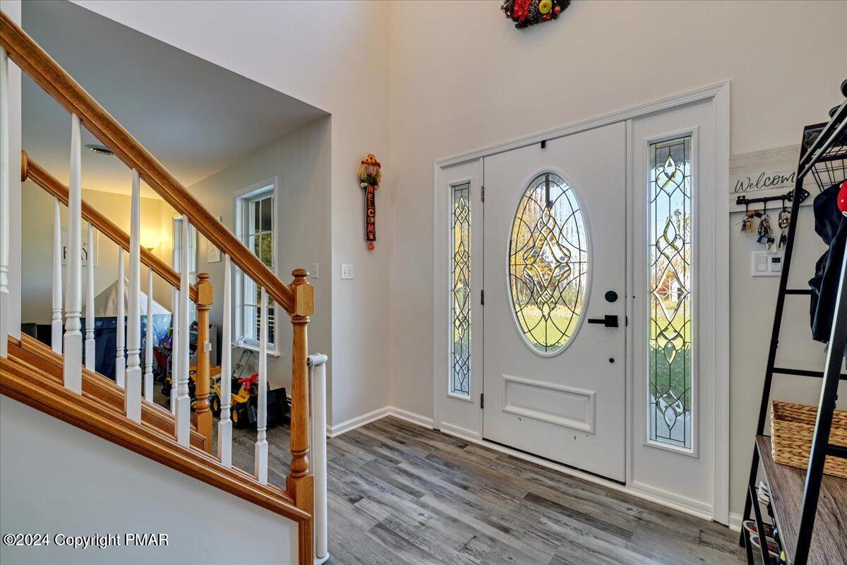 439 5 Points Richmond Road Bangor, PA 18013 - Photo 10 of 50 a view of an entryway with wooden floor