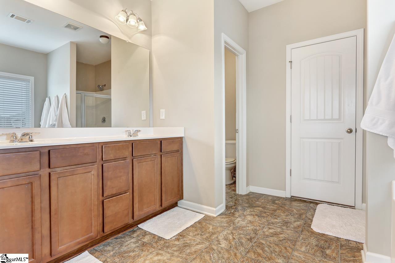 9 Aylestone Way Piedmont, SC 29673 - Photo 15 of 35