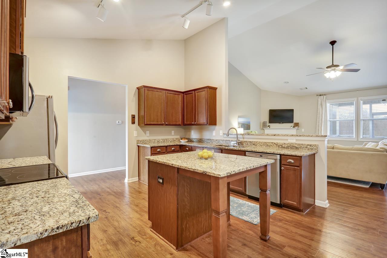 9 Aylestone Way Piedmont, SC 29673 - Photo 9 of 35