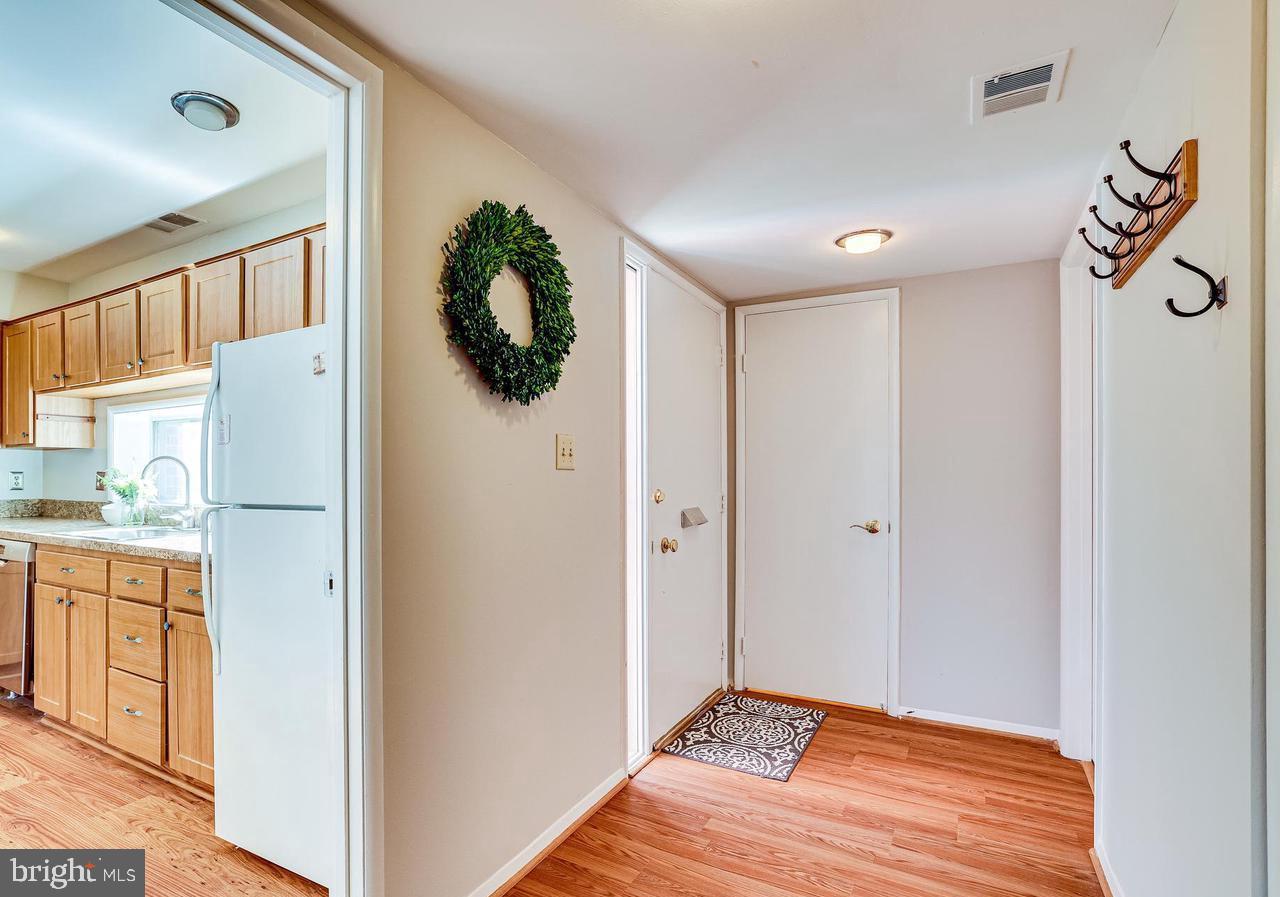 11503 Links Drive Reston, VA 20190 - Photo 2 of 12