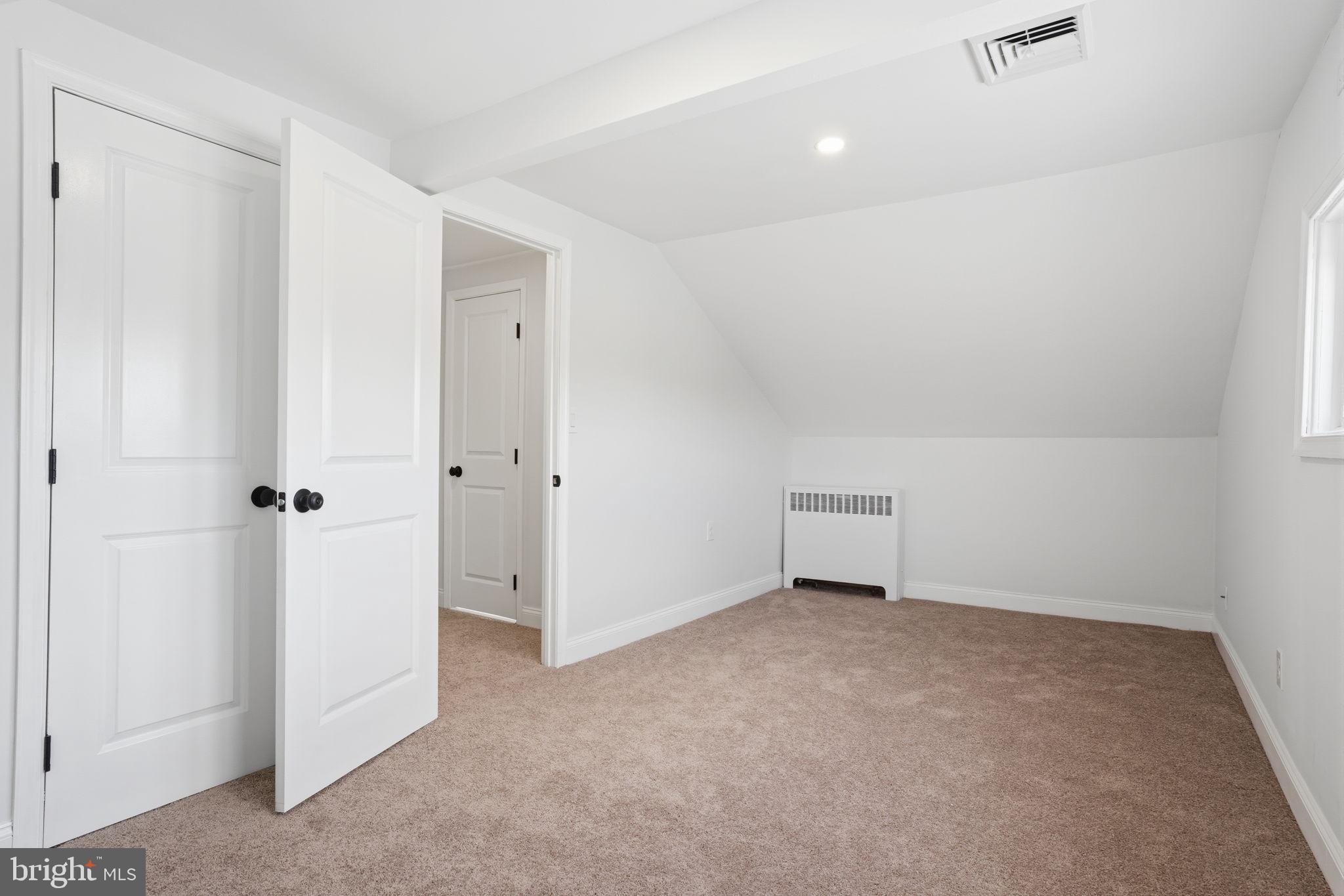 7 Wildflower Road Levittown, PA 19057 - Photo 12 of 21 Gallery Image 12