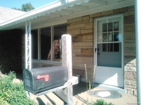9397 Allen Road Allen Park, MI 48101 - Photo 18 of 19 Large, Lovely covered front porch!
