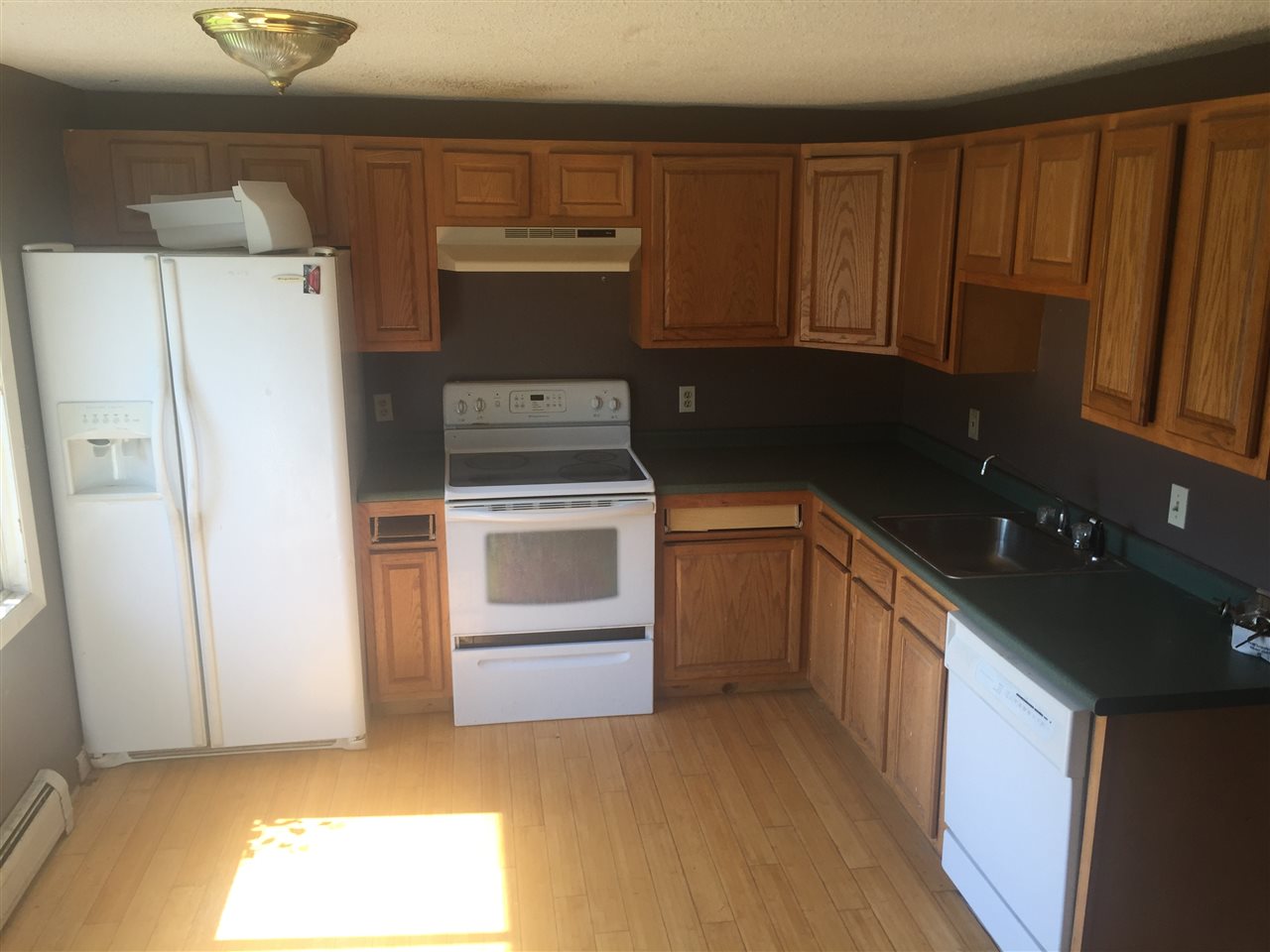 26 Fairway Road, Unit B Londonderry, NH 03053 - Photo 3 of 11