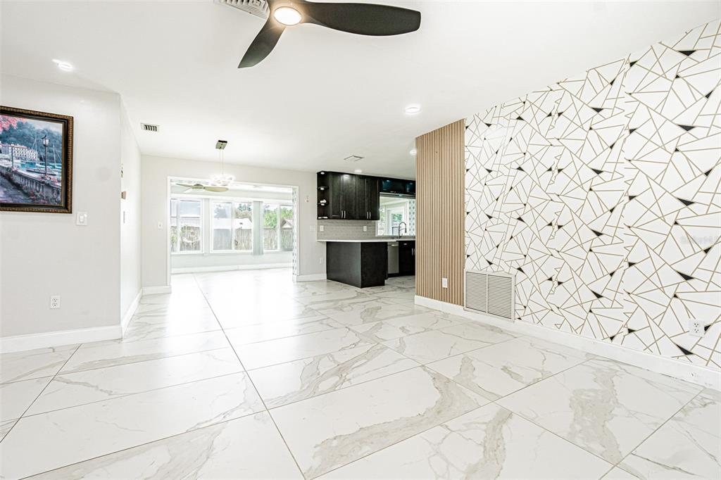 8024 Las Cruces Court Port Richey, FL 34668 - Photo 5 of 32