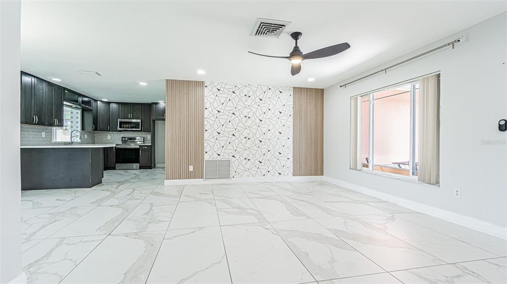 8024 Las Cruces Court Port Richey, FL 34668 - Photo 6 of 32