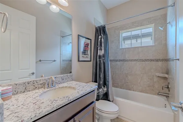 $669,900 | 5927 Jasper Glen Drive, Lithia, FL 33547