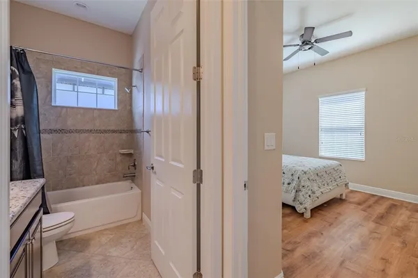 $669,900 | 5927 Jasper Glen Drive, Lithia, FL 33547