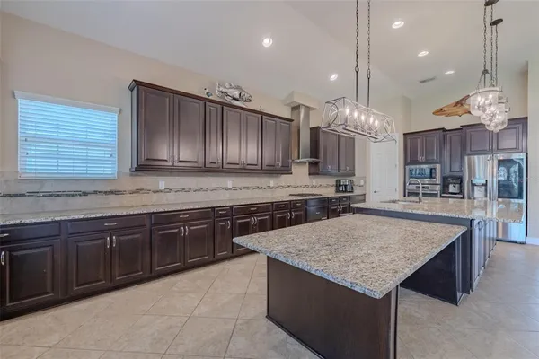 $669,900 | 5927 Jasper Glen Drive, Lithia, FL 33547