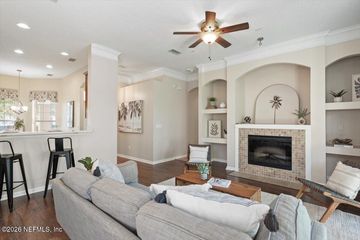 13849 Jeremiah Road Jacksonville, FL 32224 - Photo 3 of 38 Living Room