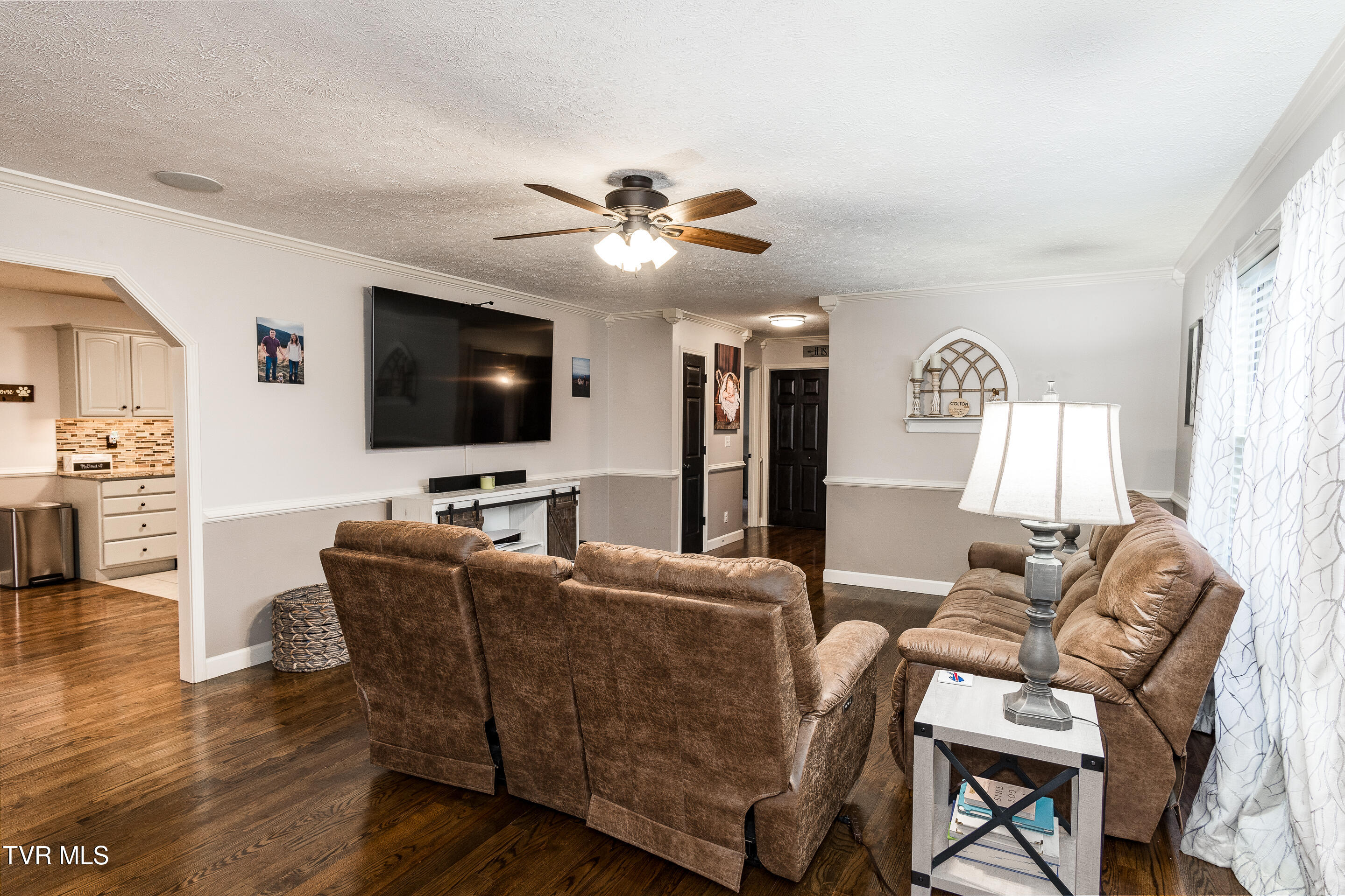 129 Jim Elliott Road Elizabethton, TN 37643 - Photo 30 of 62 interior-1