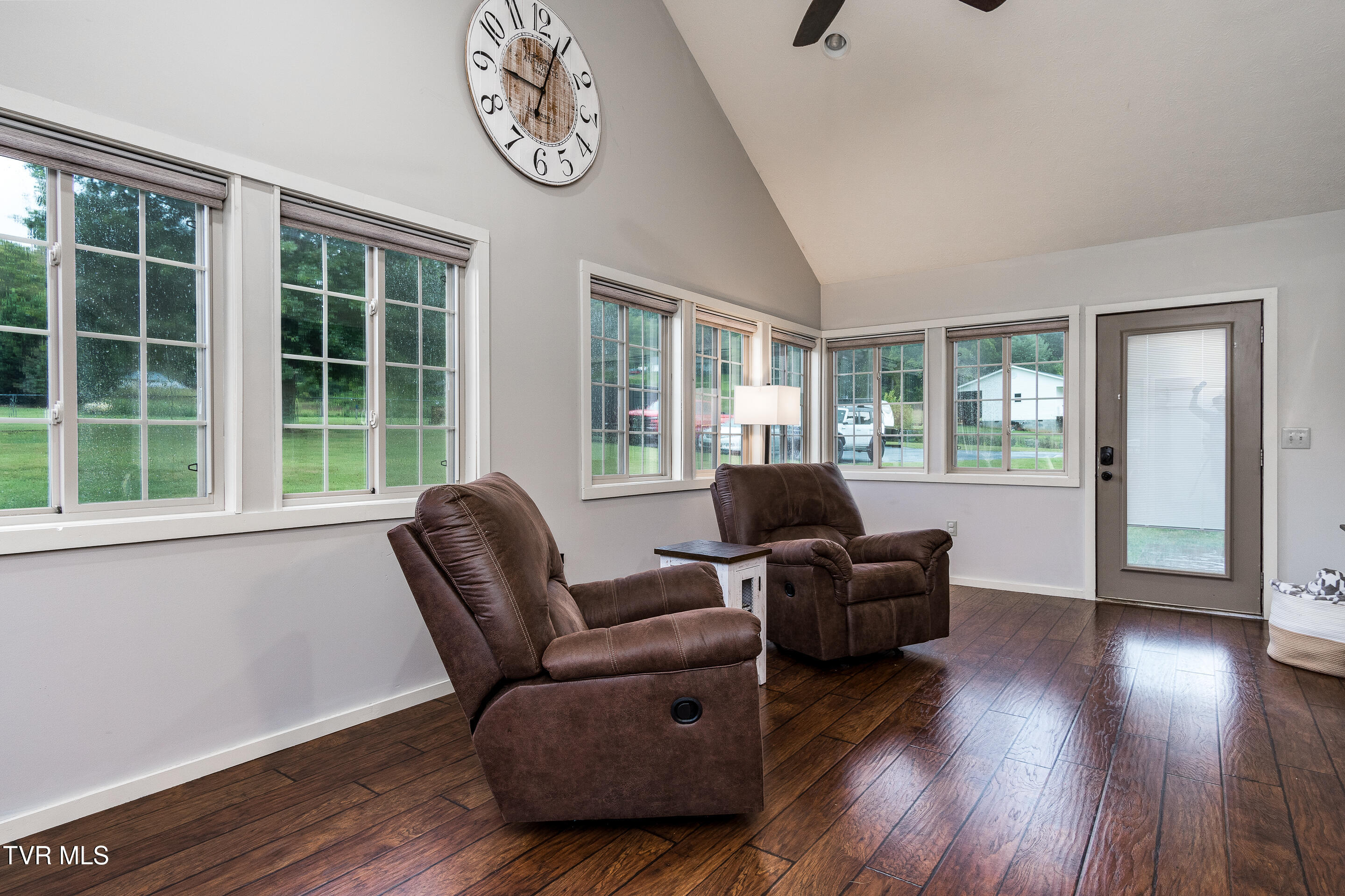 129 Jim Elliott Road Elizabethton, TN 37643 - Photo 35 of 62 interior-22