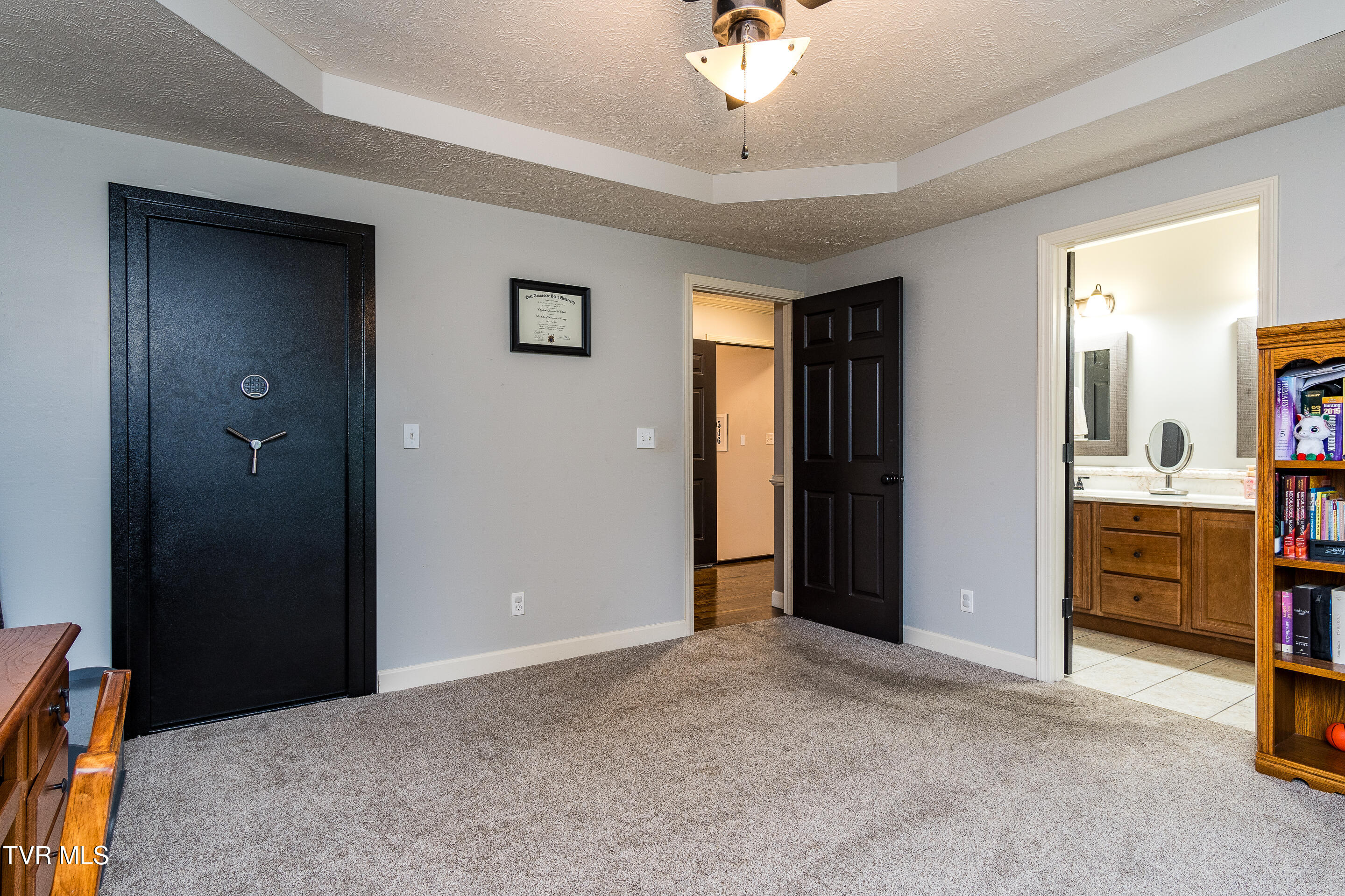 129 Jim Elliott Road Elizabethton, TN 37643 - Photo 44 of 62 interior-9