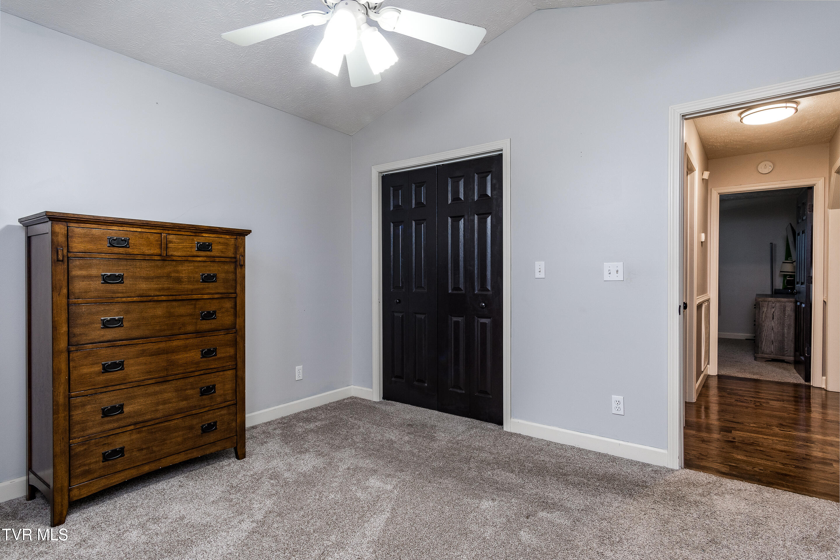 129 Jim Elliott Road Elizabethton, TN 37643 - Photo 47 of 62 interior-14