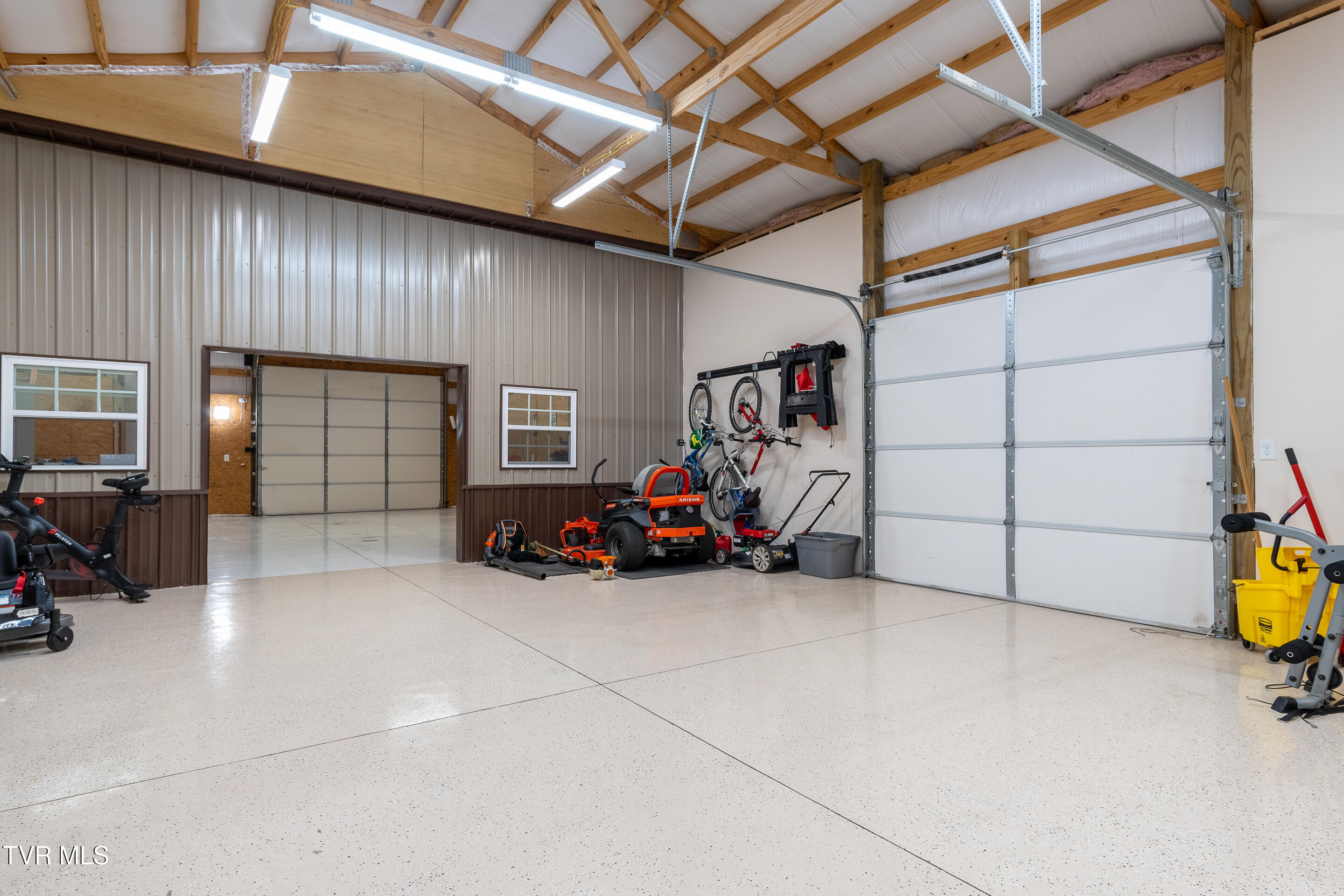 129 Jim Elliott Road Elizabethton, TN 37643 - Photo 59 of 62 interior-28