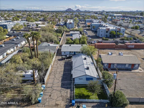 a picture of city view