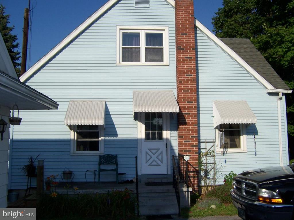 2731 Tunnelhill Road Lebanon, PA 17046 - Photo 2 of 4