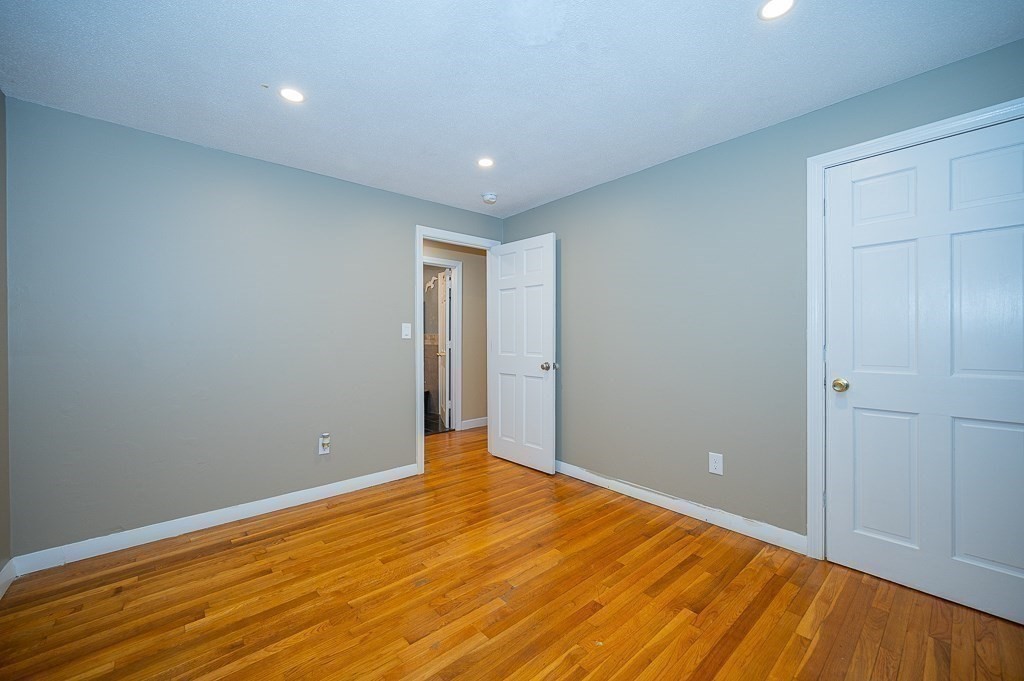 4 Kent Street Clinton, MA 01510 - Photo 7 of 39 a view of room