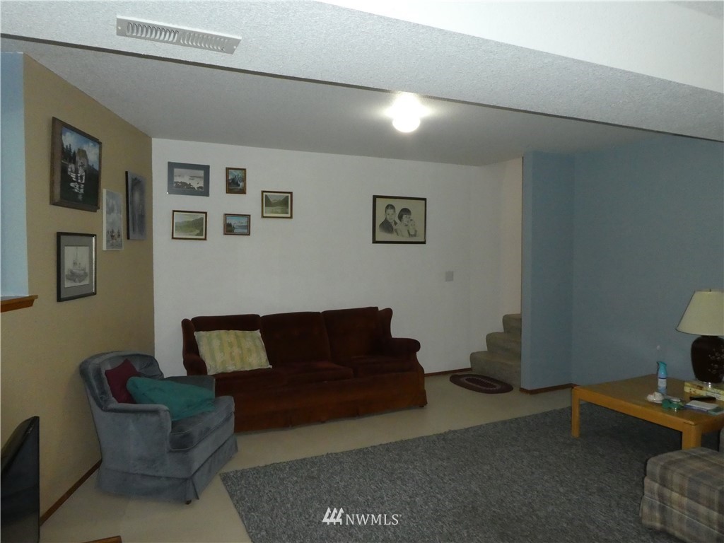 5250 Squilchuck Road Wenatchee, WA 98801 - Photo 18 of 30 Gallery Image 18