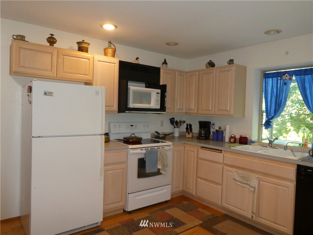 5250 Squilchuck Road Wenatchee, WA 98801 - Photo 10 of 30 Gallery Image 10
