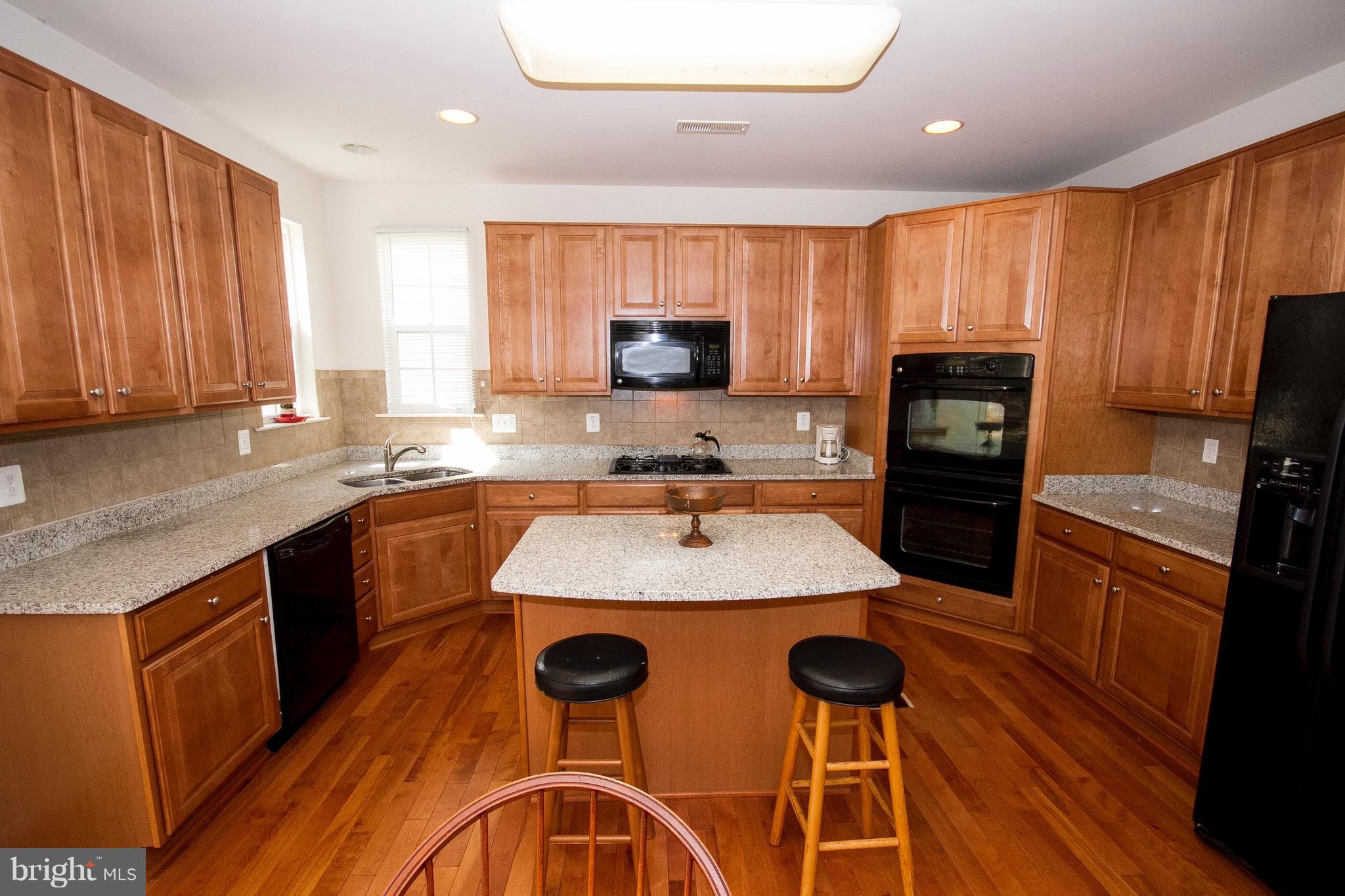 6907 Granite Ridge Court Baltimore, MD 21209 - Photo 12 of 27 Gourmet Kitchen