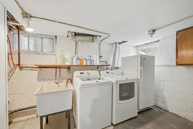 $425,000 | 3900 40th Avenue South, Minneapolis, MN 55406