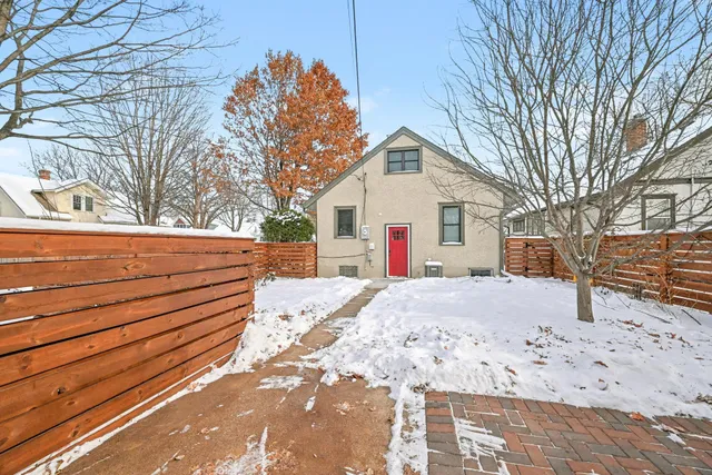 $425,000 | 3900 40th Avenue South, Minneapolis, MN 55406