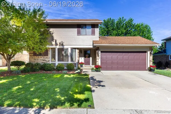 $324,900 | 21508 Hall Road, Trenton, MI 48183
