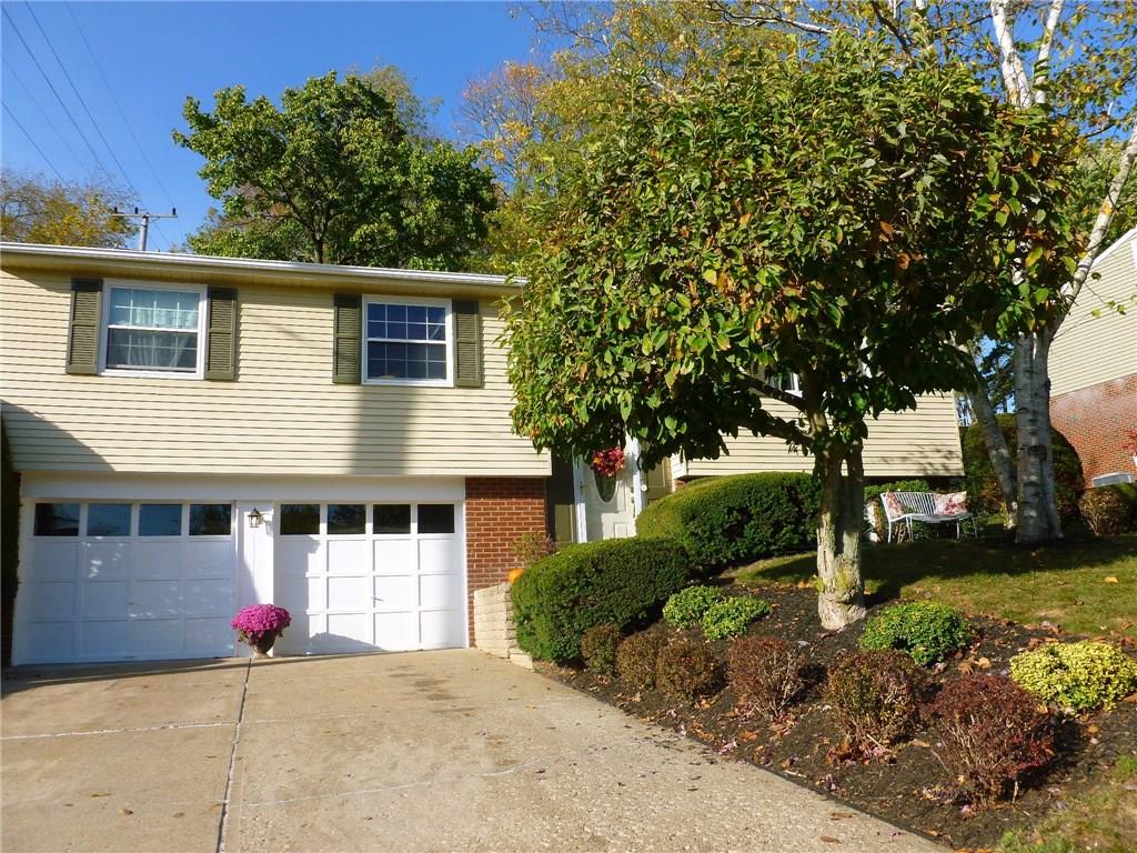 215 Baintree Road Coraopolis, PA 15108 - Photo 2 of 22 Gallery Image 2