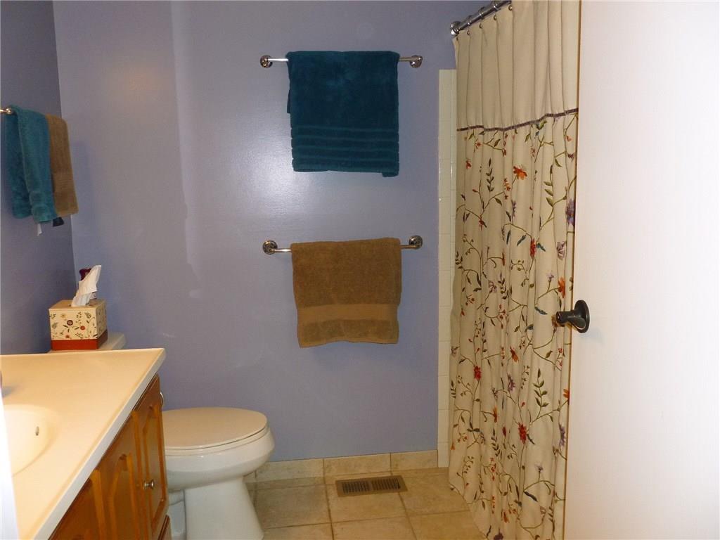 215 Baintree Road Coraopolis, PA 15108 - Photo 17 of 22 Gallery Image 17