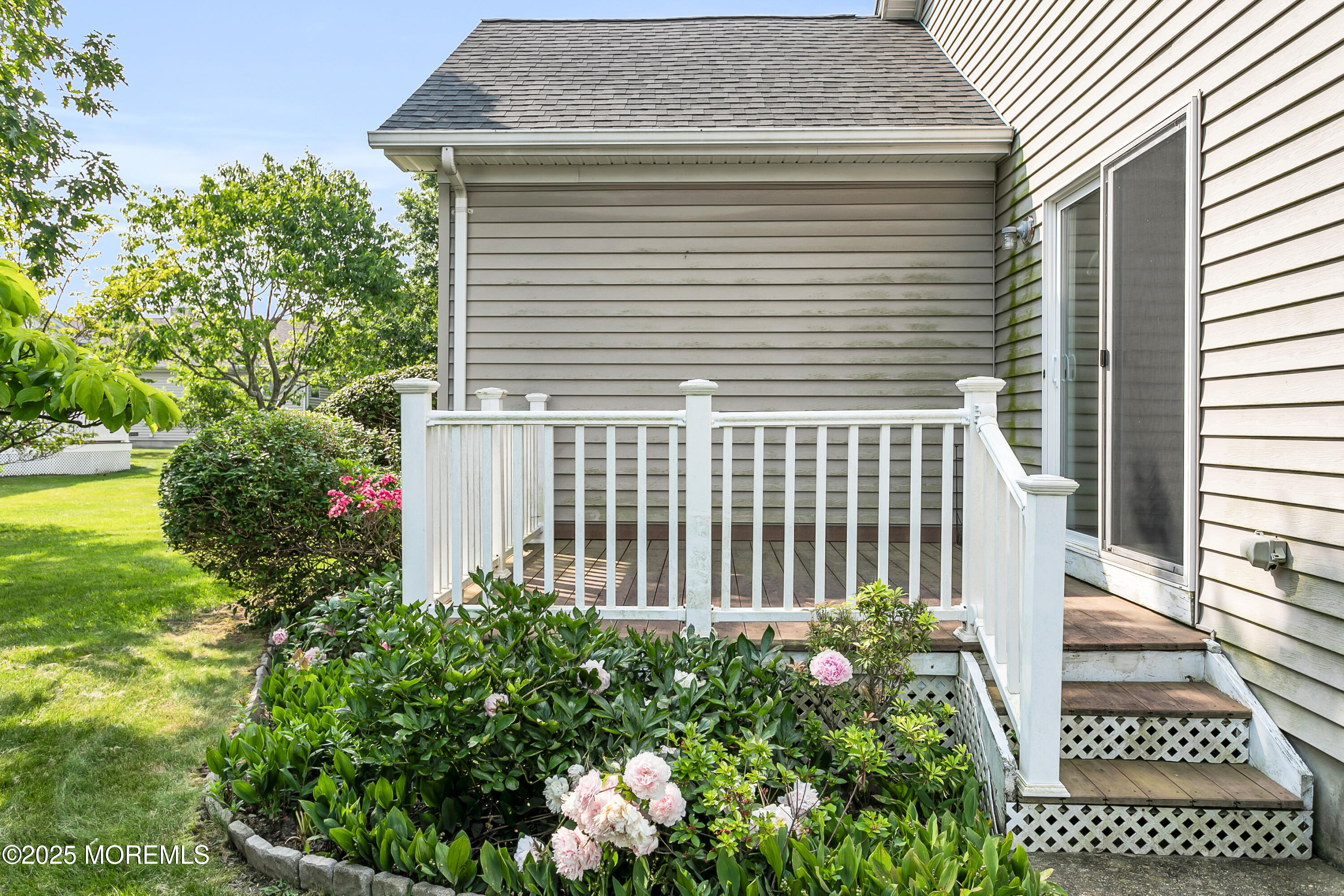 48 Wordsworth Road Brick, NJ 08724 - Photo 17 of 26 Back Deck