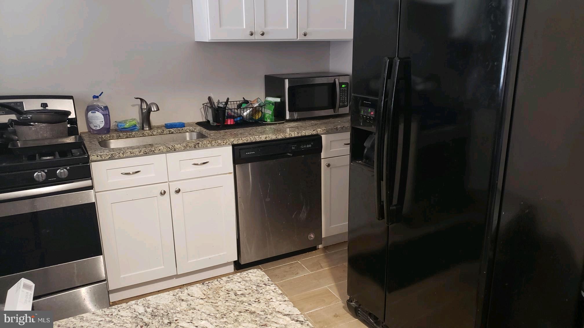 66 Berkshire Road Baltimore, MD 21221 - Photo 2 of 5