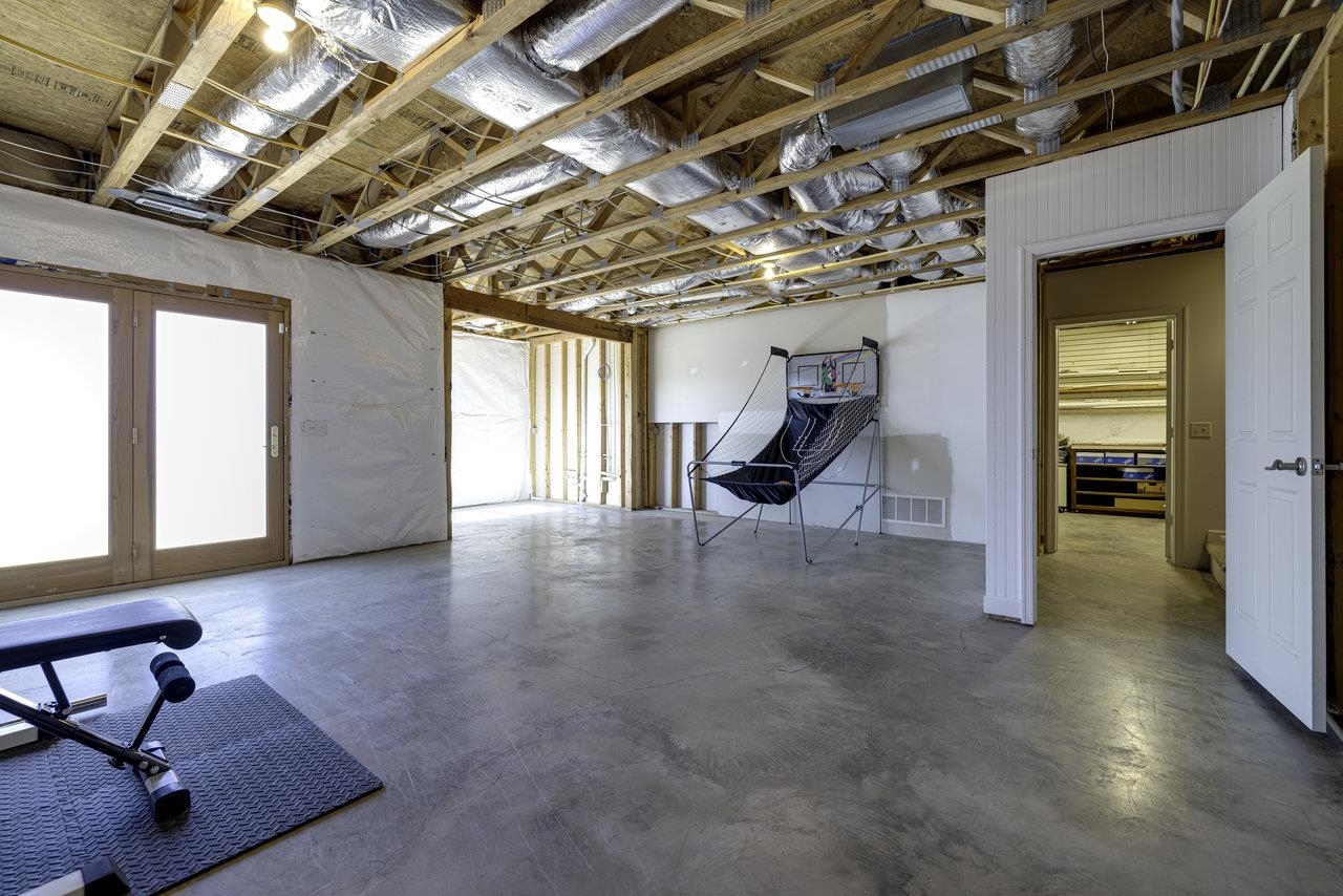 1709 Mt Solon Road Mount Solon, VA 22843 - Photo 38 of 75