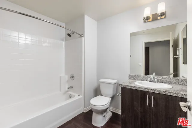 $2,795 | 1408 West Washington Boulevard, Unit 207, Los Angeles, CA 90007