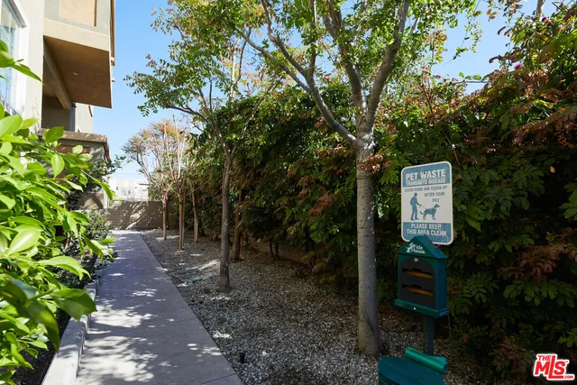 $2,795 | 1408 West Washington Boulevard, Unit 207, Los Angeles, CA 90007