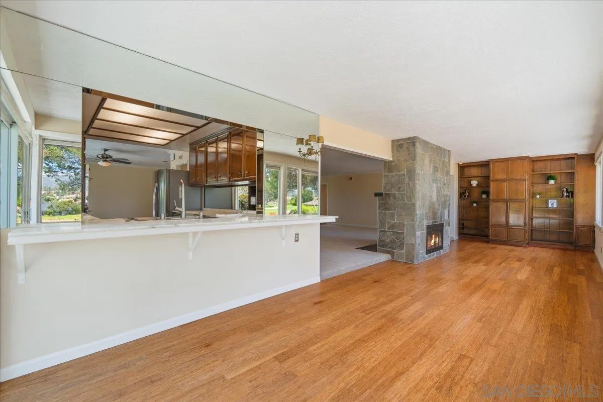 12384 Grandee Road San Diego, CA 92128 - Photo 11 of 48