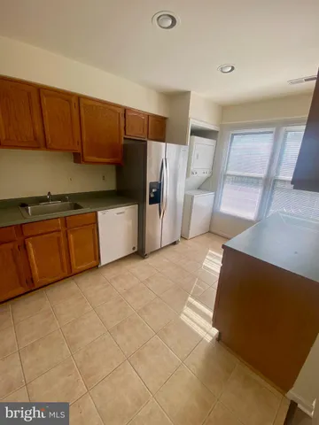 $1,945 | 10604 Greta Lynn Court, Fredericksburg, VA 22407