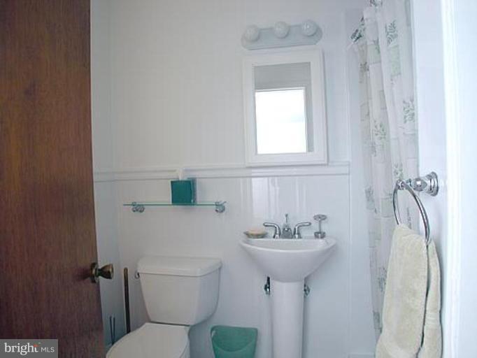 7 Edgeclift Road Towson, MD 21286 - Photo 14 of 18 Master Bath