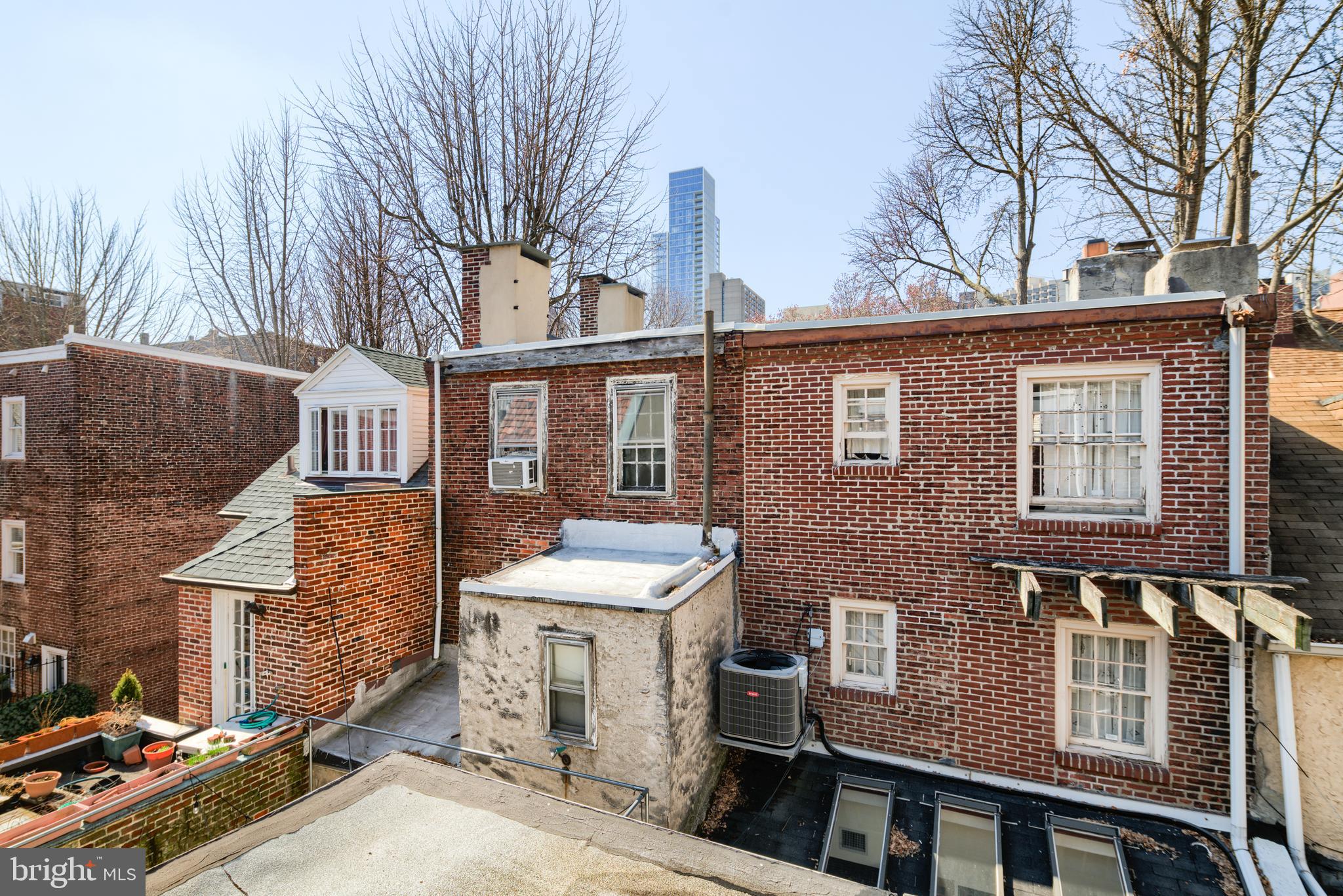 218 South Jessup Street Philadelphia, PA 19107 - Photo 16 of 17 Area for potential back deck