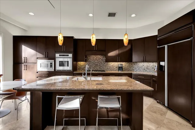 $1,600,000 | 2 Silver Circle, Rancho Mirage, CA 92270