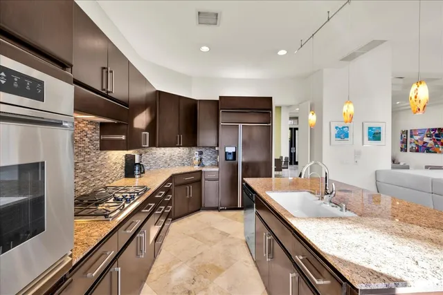 $1,600,000 | 2 Silver Circle, Rancho Mirage, CA 92270