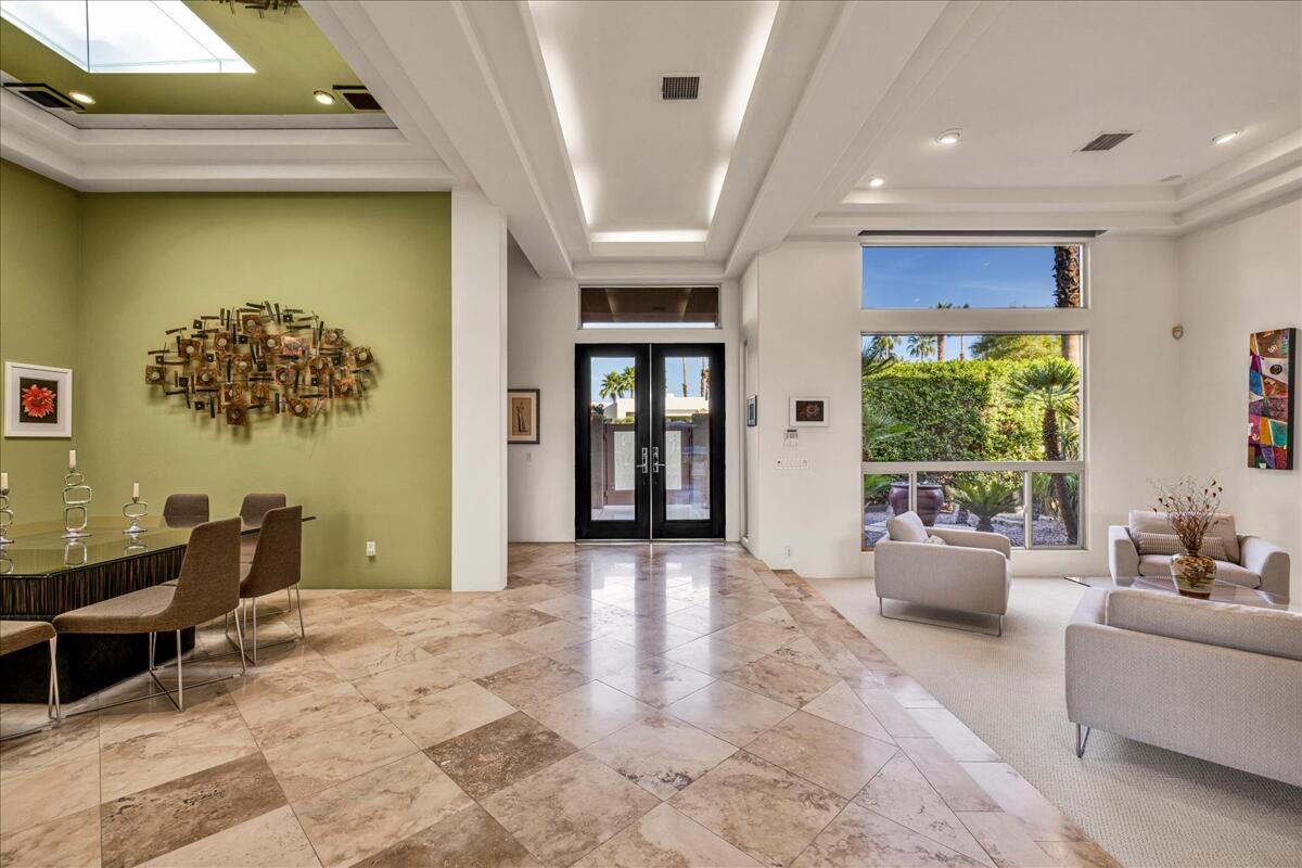 2 Silver Circle Rancho Mirage, CA 92270 - Photo 5 of 52 008-08