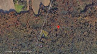 94 Miller Road Cranbury, NJ 08512 - Photo 3 of 4 Screen Shot 2020-03-28 at 4.24.49 PM